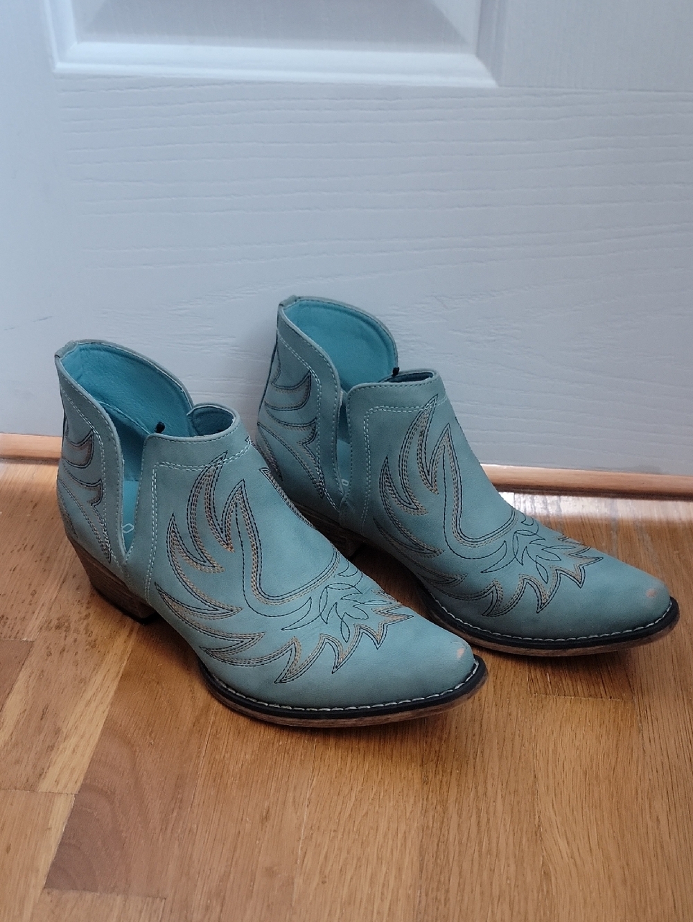 Roper Turquoise Western Ankle Booties